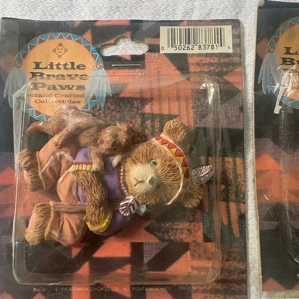 Vintage Little Brave Paws Bear Figurines 1996 - Picture 5 of 8